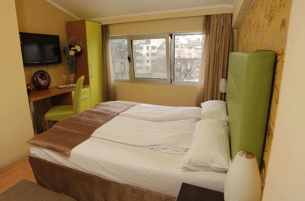 بلغراد Bed & Breakfast Garden40 الغرفة الصورة
